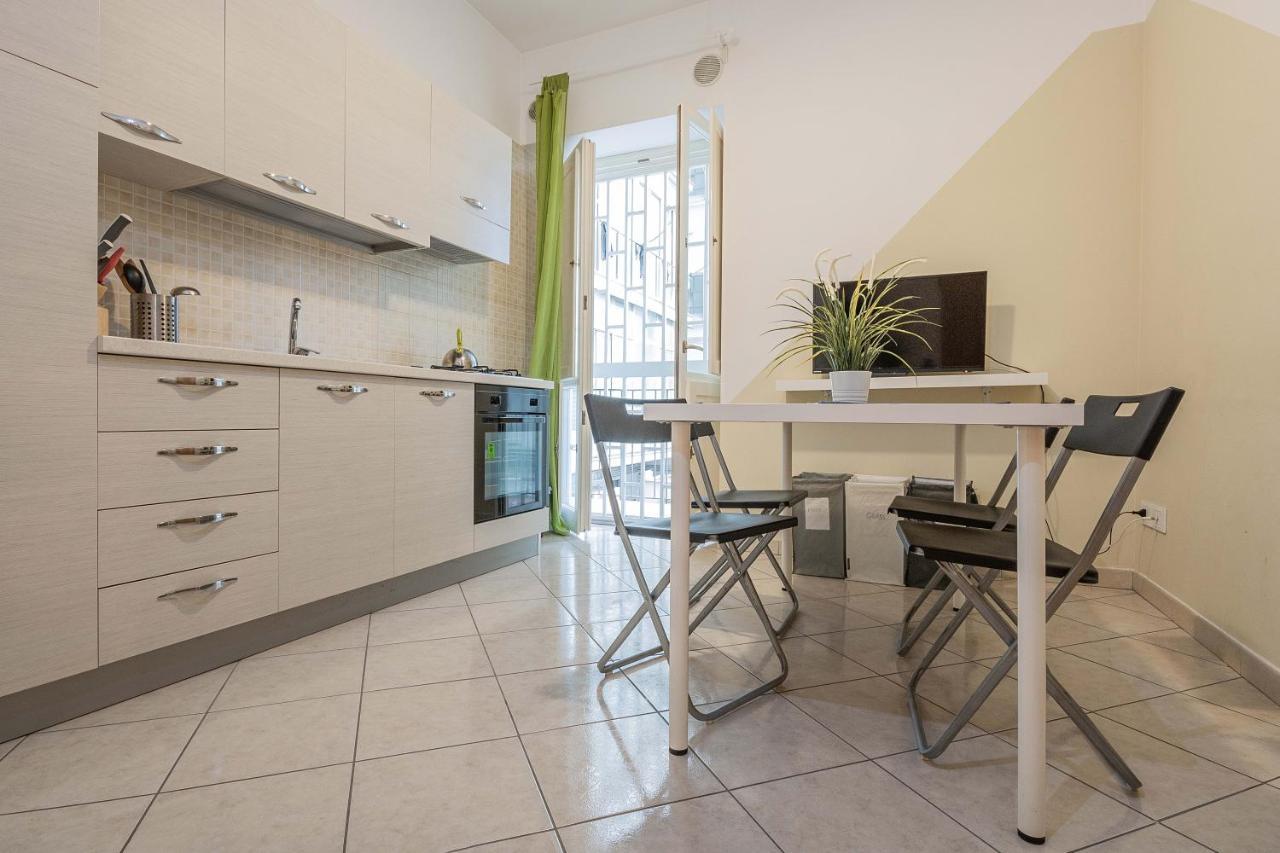 Nuovo Appartamento Beige Bari Buitenkant foto